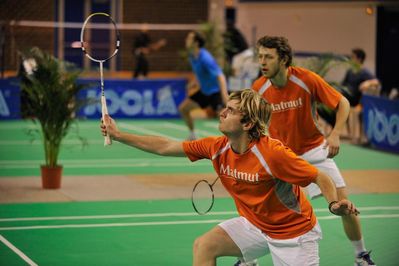 http://www.mdmsabadminton.com/gallery/albums/top12/28012012/normal_t12ic2801-282529.jpg